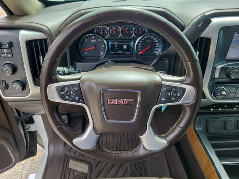 Used 2018 GMC Sierra 1500 SLT AWD/4WD image 26