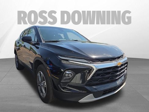 Used 2024 Chevrolet Blazer LT FWD image 3