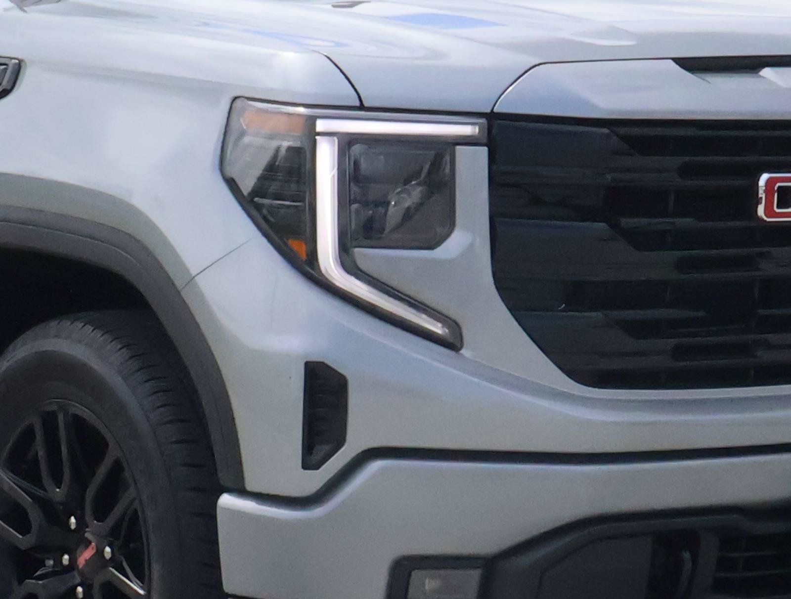 Used 2026 GMC Sierra 1500 Elevation RWD image 7