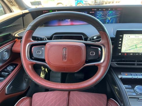 Certified 2024 Lincoln Nautilus Black Label w/ Jet Appearance Package (87T) image 25