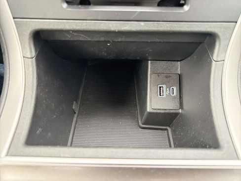 Used 2024 Ford Edge SEL image 21