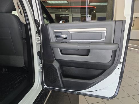 Used 2017 RAM 1500 Big Horn AWD/4WD image 15