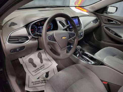 Used 2022 Chevrolet Malibu LT image 13