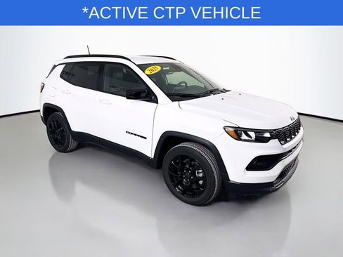 New 2026 Jeep Compass Latitude image 1