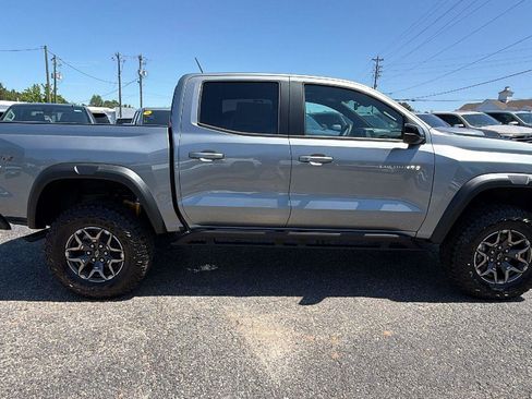 New 2026 Chevrolet Colorado ZR2 w/ Technology Package AWD/4WD image 4