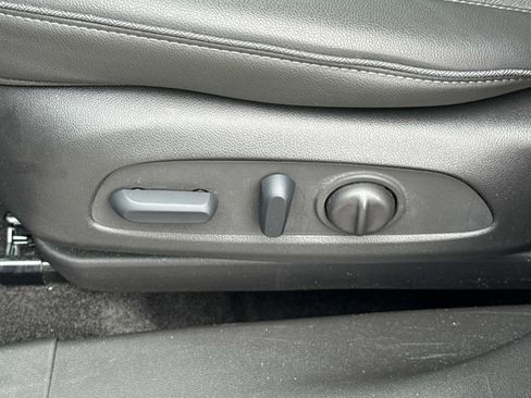 Used 2023 Buick Encore GX Select w/ Safety Package II image 15