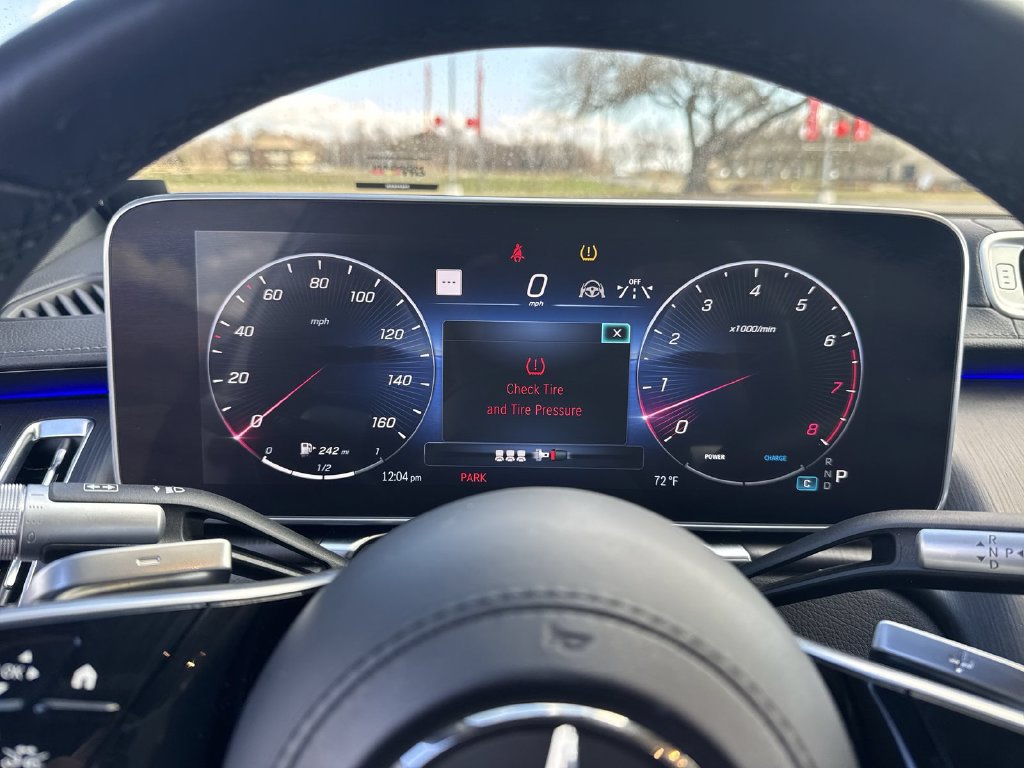 Used 2023 Mercedes-Benz S 500 4MATIC w/ AMG Line image 21