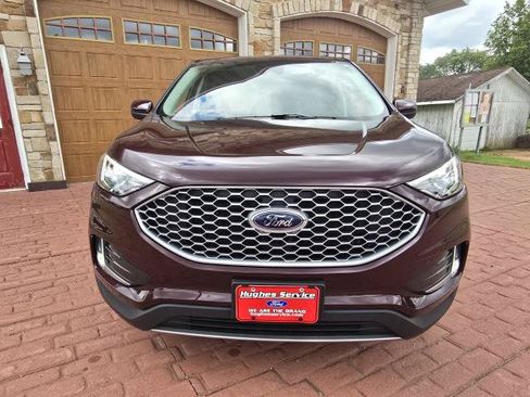 Used 2024 Ford Edge SEL w/ Convenience Package AWD/4WD image 8