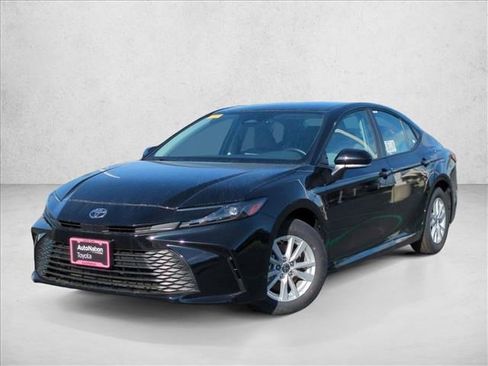 New 2026 Toyota Camry LE FWD image 1