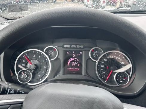 New 2026 RAM 1500 Express AWD/4WD image 22