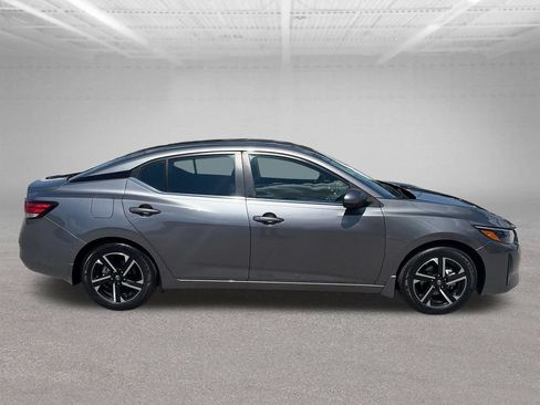 Used 2024 Nissan Sentra SV w/ All-Weather Package FWD image 7