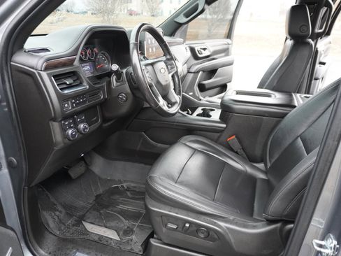 Used 2021 Chevrolet Tahoe LT w/ LT Signature Plus Package image 31