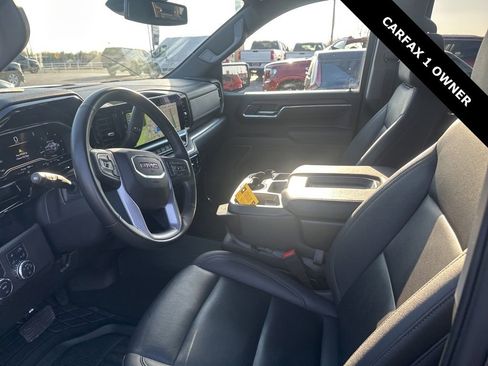Used 2025 GMC Sierra 1500 SLT image 11