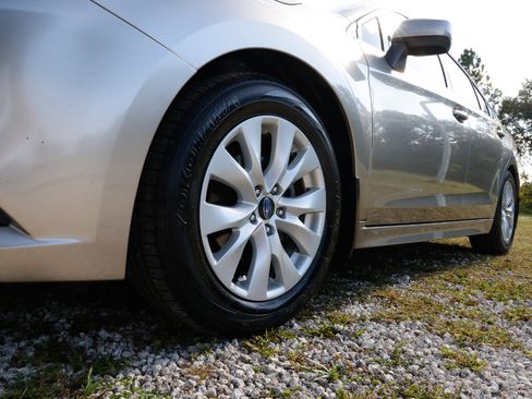 Used 2015 Subaru Legacy 2.5i Premium w/ Moonroof Package image 35