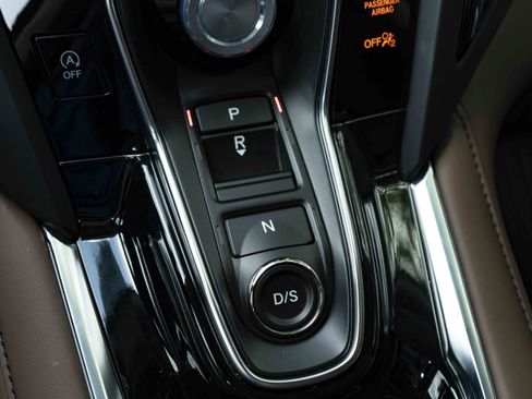 Used 2025 Acura RDX SH-AWD w/ Technology Package image 34
