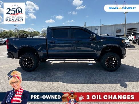 Used 2021 Chevrolet Silverado 1500 LT Trail Boss w/ Convenience Package II AWD/4WD image 8