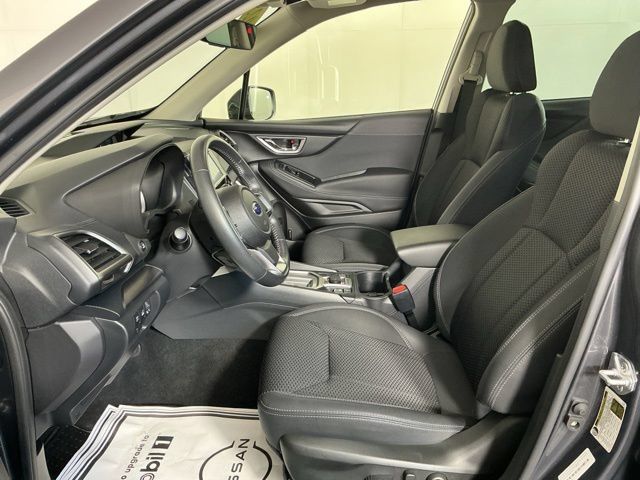 Used 2023 Subaru Forester Premium AWD/4WD image 15