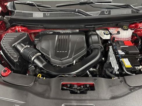 Used 2024 Chevrolet Traverse RS image 31