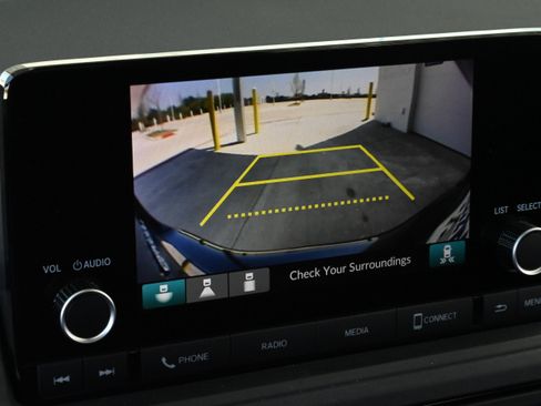 Used 2024 Honda Accord EX image 18