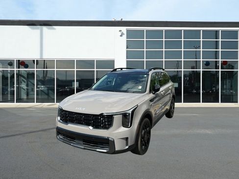 Used 2024 Kia Sorento SX AWD/4WD image 2