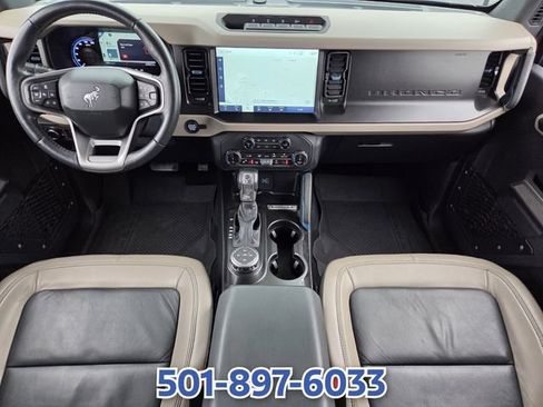Certified 2022 Ford Bronco Wildtrak AWD/4WD image 12
