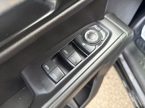 Used 2021 Chevrolet Silverado 1500 Custom image 11