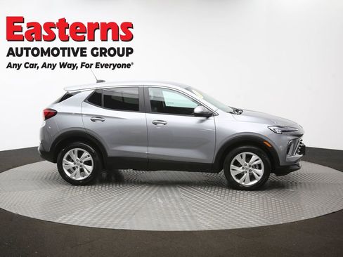 Used 2025 Buick Encore GX Preferred FWD image 45