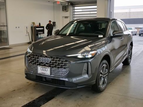 New 2025 Audi Q5 Premium Plus image 3