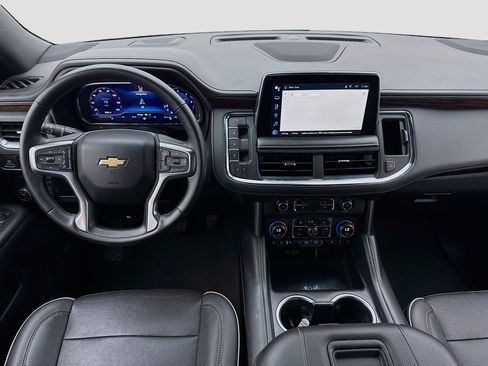 Used 2023 Chevrolet Suburban Premier RWD image 14