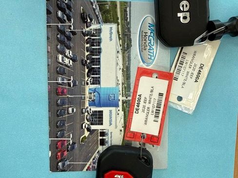 Used 2020 Jeep Wrangler Unlimited Rubicon AWD/4WD image 4