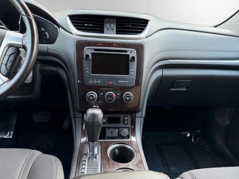 Used 2015 Chevrolet Traverse LT w/ Style and Technology Package AWD/4WD image 12
