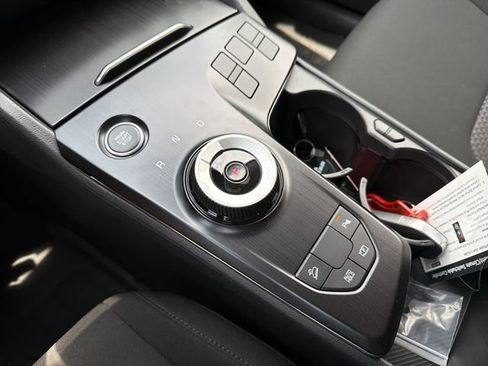 New 2026 Kia Sportage LX FWD image 15