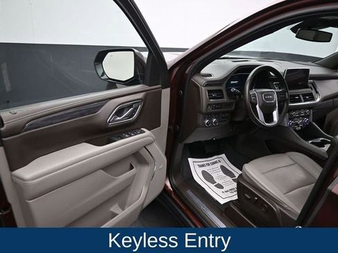 Used 2023 GMC Yukon SLT w/ Max Trailering Package image 15