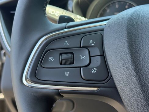 Used 2022 Buick Envision Preferred FWD image 13