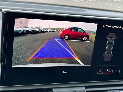 Used 2025 Audi Q5 2.0T Premium image 18