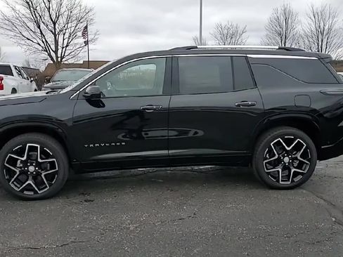 New 2026 Chevrolet Traverse High Country w/ LPO, Floor Liner Package image 67