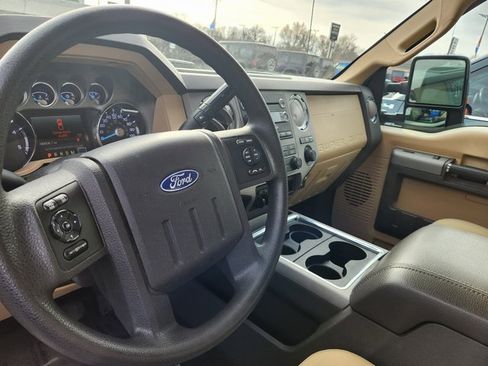Used 2011 Ford F250 XLT w/ XLT Premium Pkg image 14