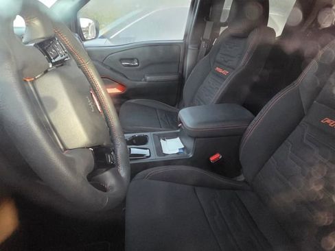 Used 2024 Nissan Frontier PRO-4X w/ Off-Road Protection Package image 9