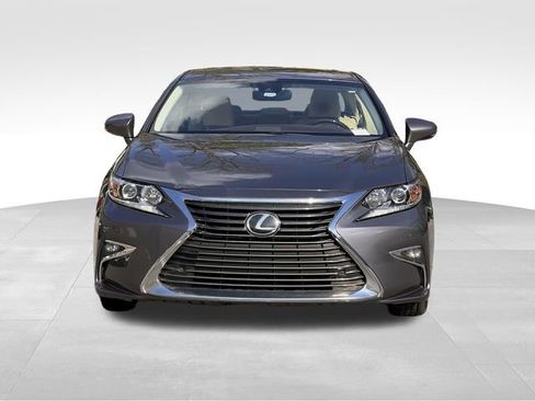 Used 2017 Lexus ES 350 w/ Premium Package image 8
