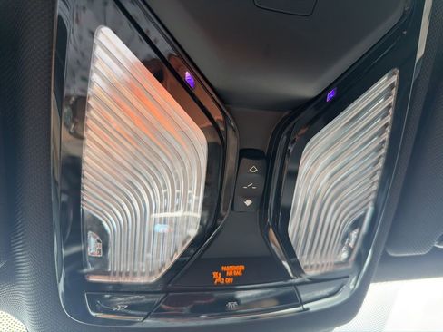 Used 2019 BMW 530i image 18