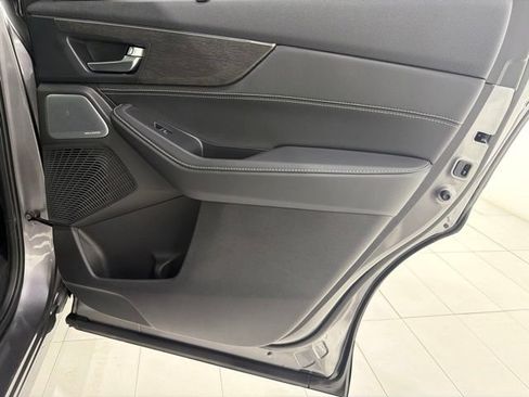Certified 2026 Acura MDX SH-AWD w/ Advance Package image 23