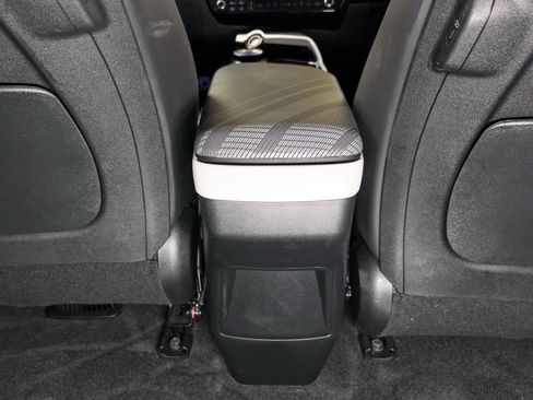 Used 2024 Kia EV6 GT-Line AWD/4WD image 18