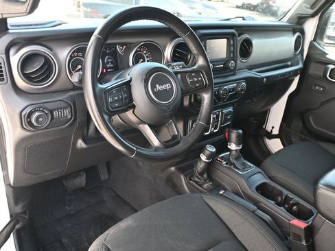 Used 2020 Jeep Wrangler Unlimited Sport S image 9