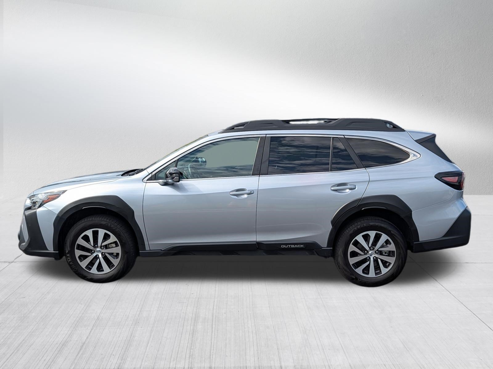 Certified 2025 Subaru Outback Premium AWD/4WD image 4