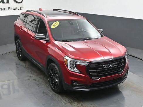 Used 2023 GMC Terrain SLT w/ Tech Package image 57