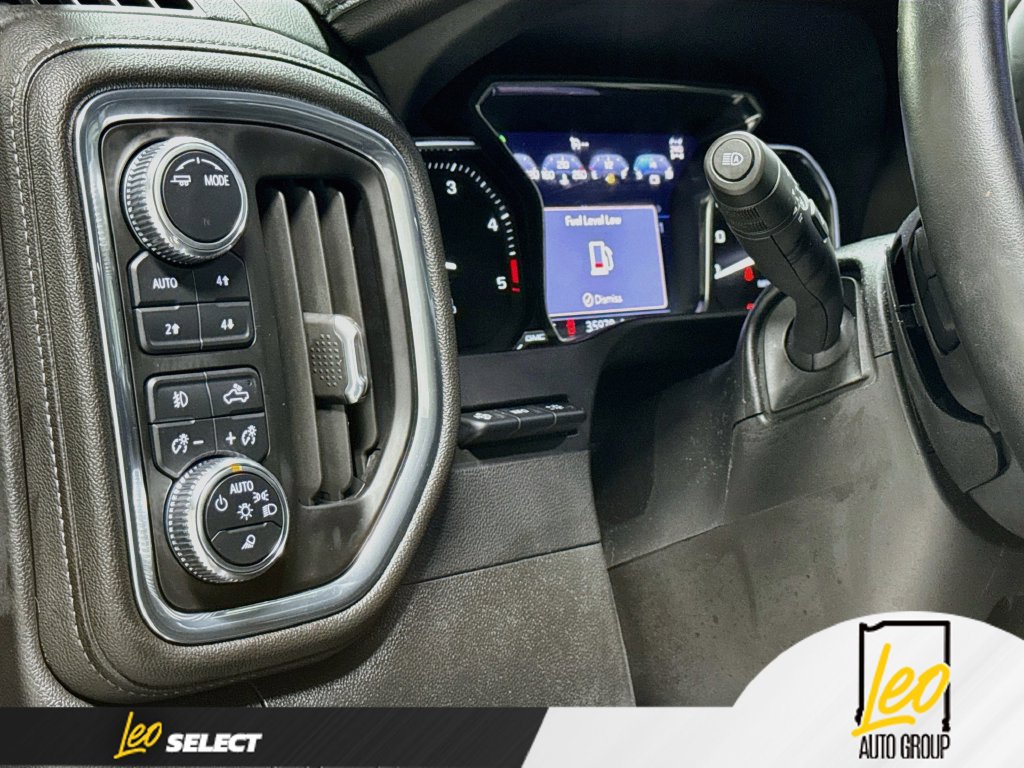 Used 2023 GMC Sierra 3500 Denali w/ Denali Ultimate Package AWD/4WD image 13