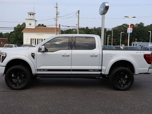 Used 2025 Ford F150 Lariat w/ Equipment Group 502A High AWD/4WD image 16