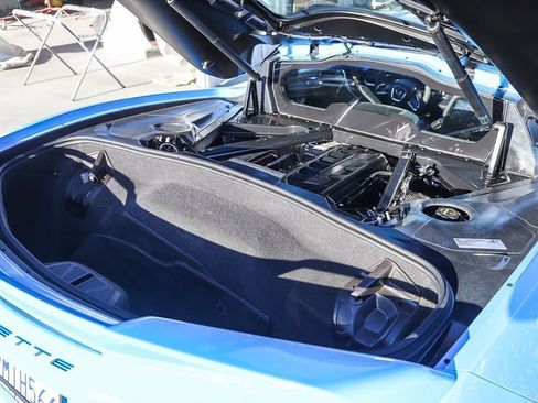 Used 2024 Chevrolet Corvette Stingray Coupe w/ Z51 Performance Package image 29