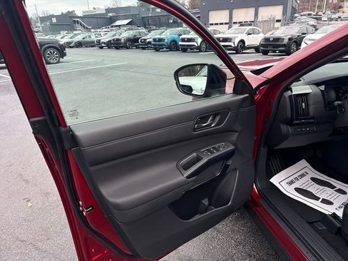 New 2026 Nissan Pathfinder SV FWD image 10