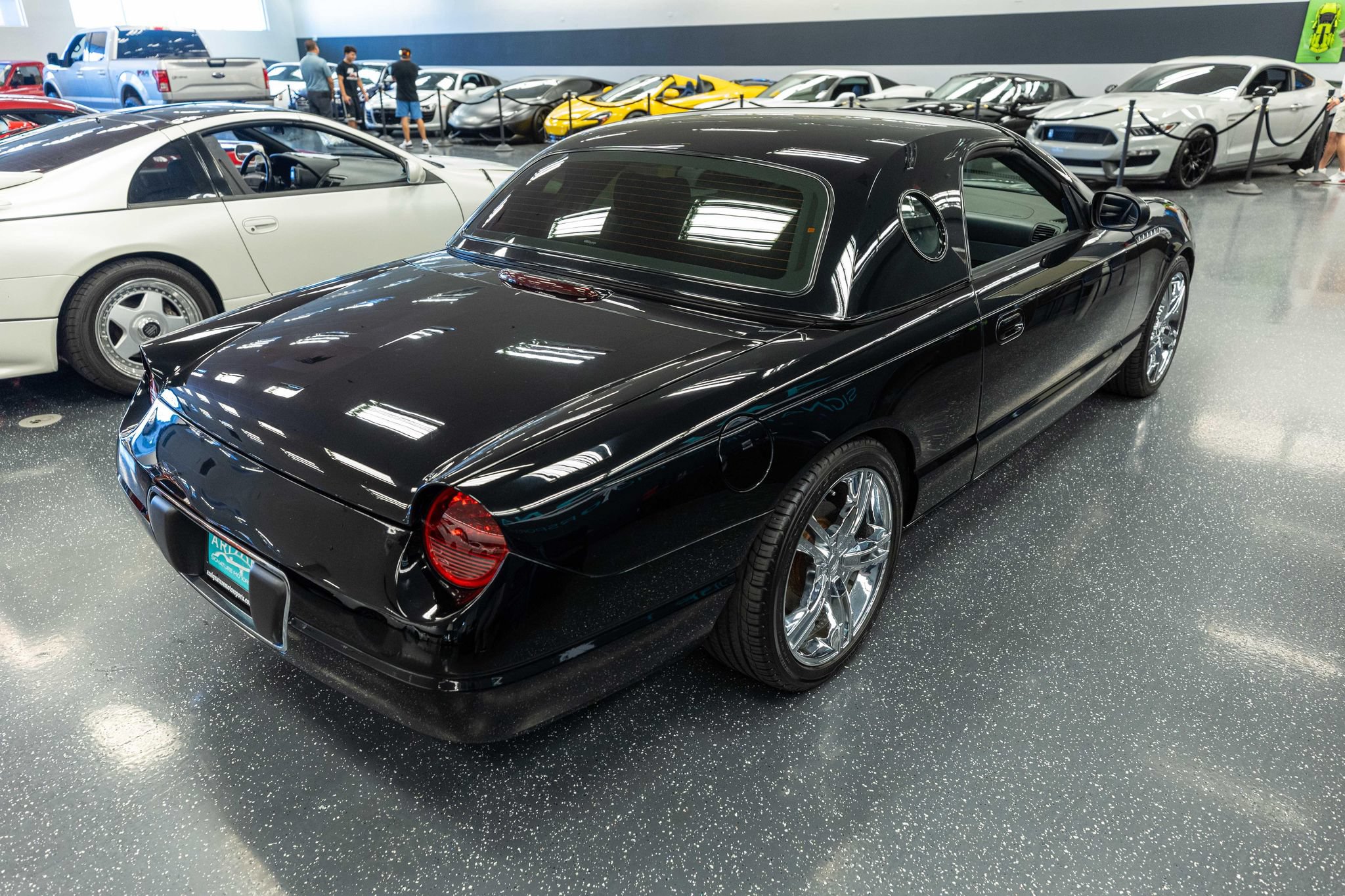 Used 2002 Ford Thunderbird RWD image 5